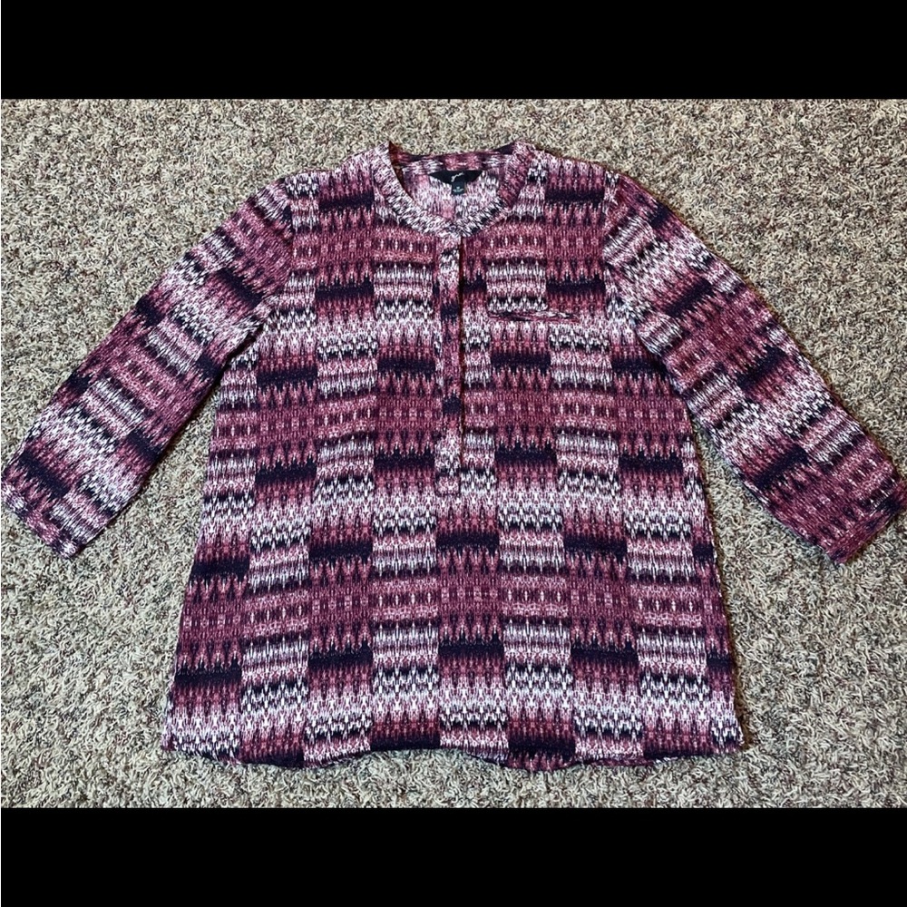 GNW Shirt Women’s Size Medium 3/4 Sleeve 1/2 Button Blouse Abstract Streak